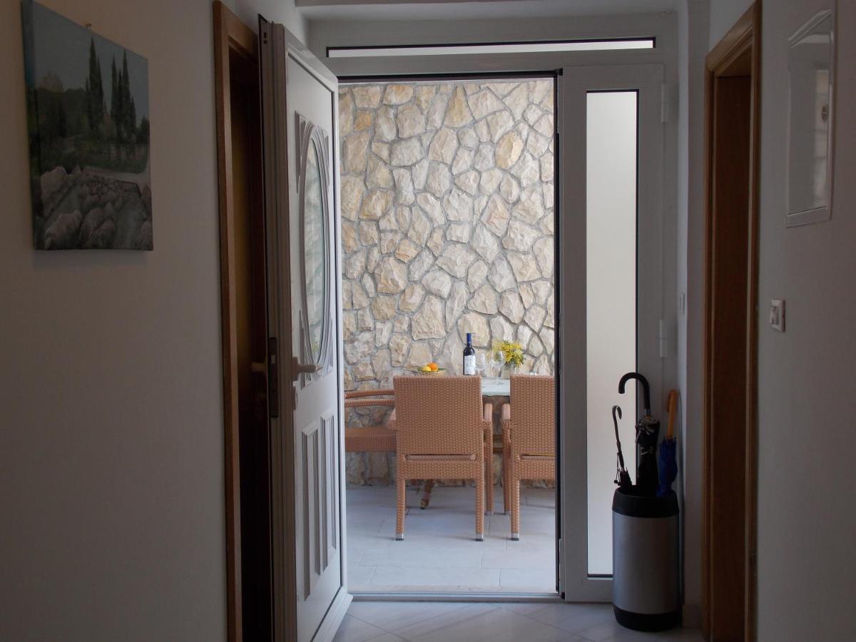 Perina Apartment - Free Parking ドゥブロブニク エクステリア 写真